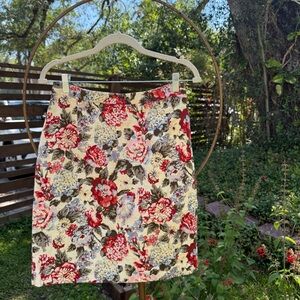 Rouje Gomes Floral Pencil Skirt NWT – Size 42 (Fits US 6–8)